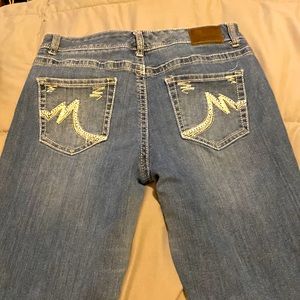 Maurice’s 11/12 REG